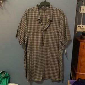 Grey short sleeve button up